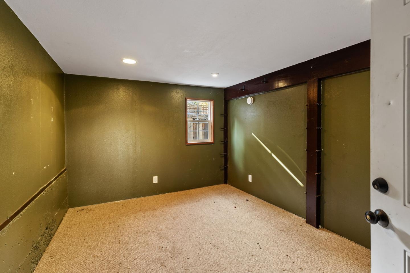 104 Winding Way