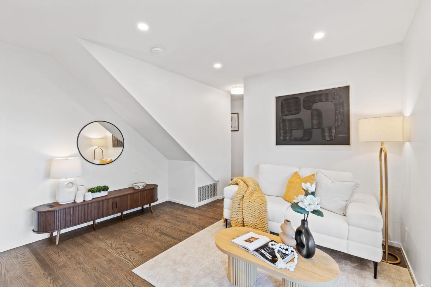 104 Winding Way
