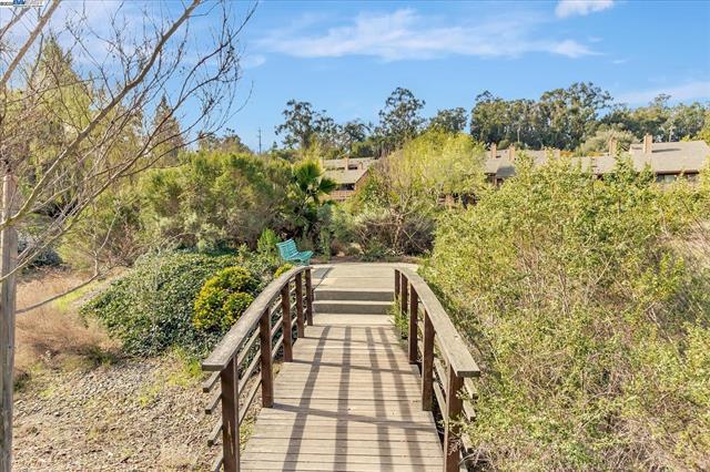 123 Spyglass Hill Road