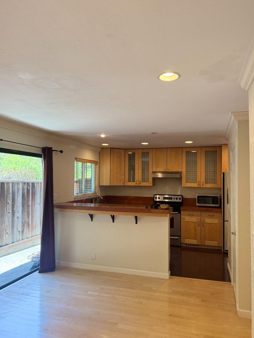 123 Spyglass Hill Road