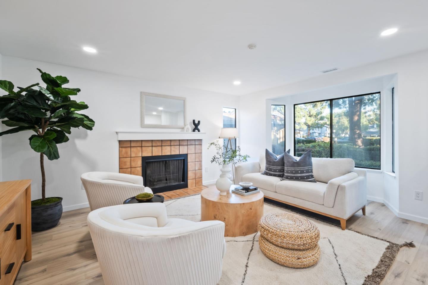 6163 Joaquin Murieta Avenue F