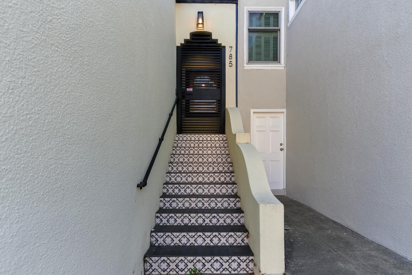 785 39th Avenue