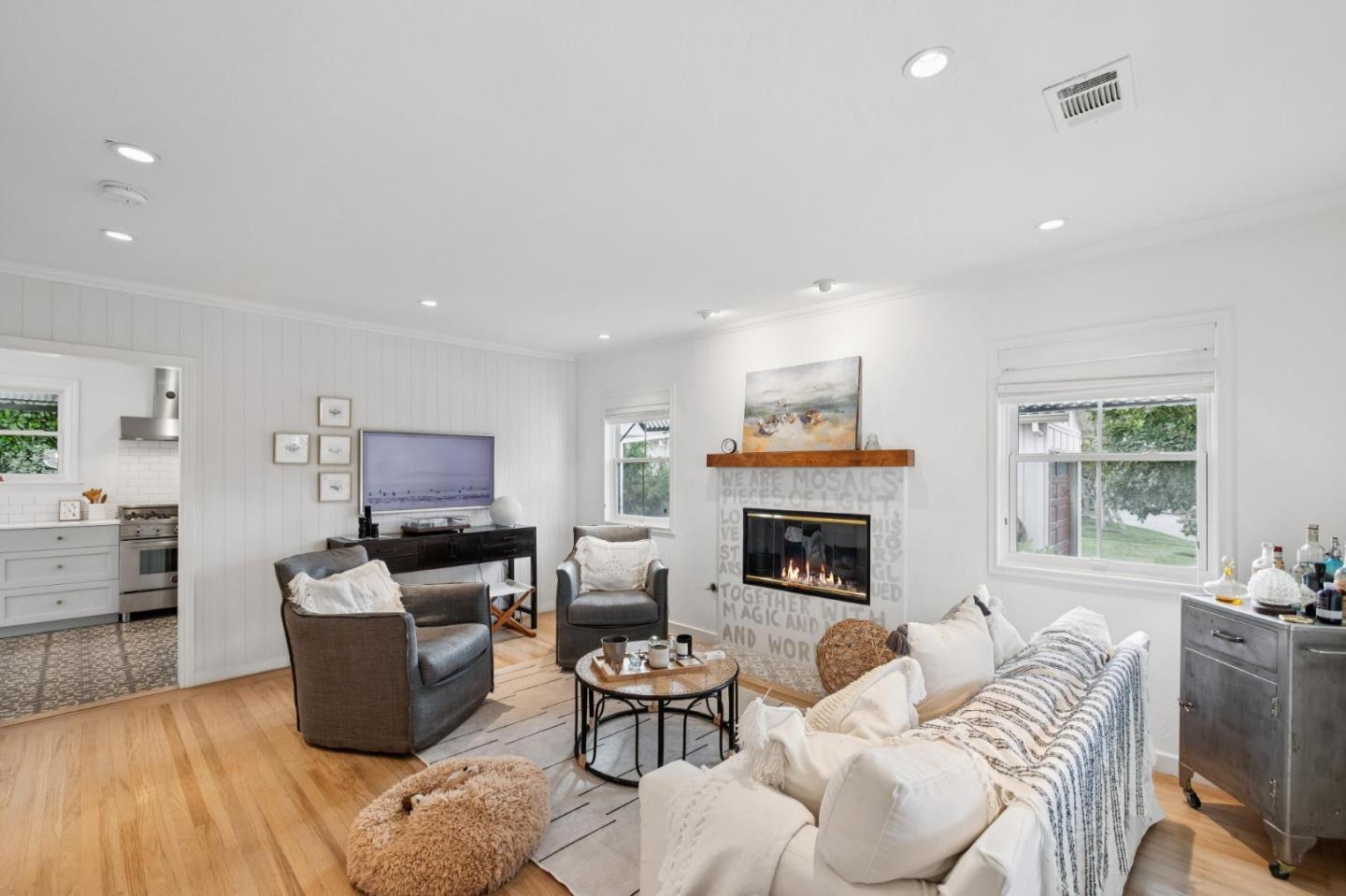 2611 Thornhill Drive