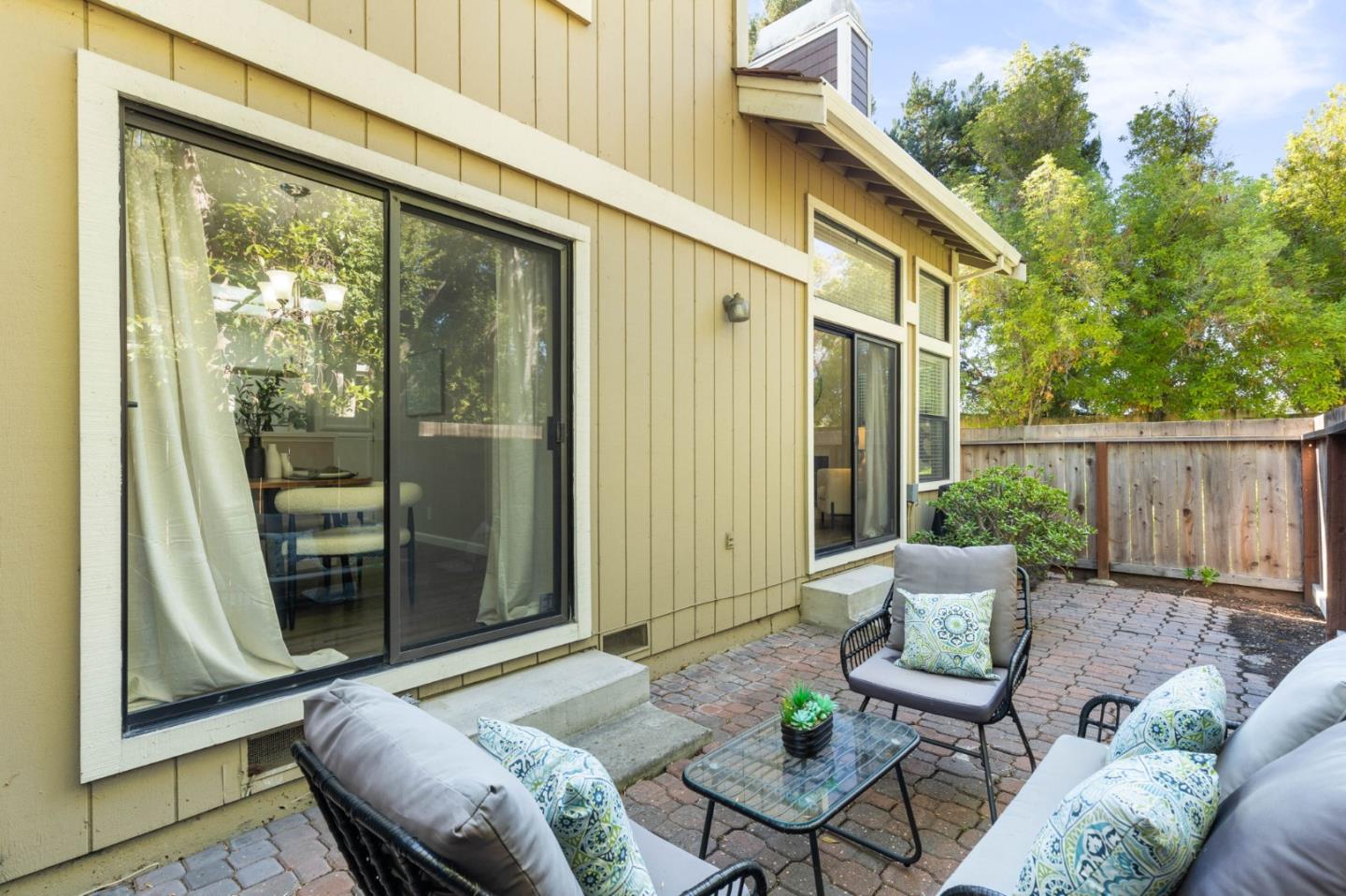 2487 Rebecca Lynn Way