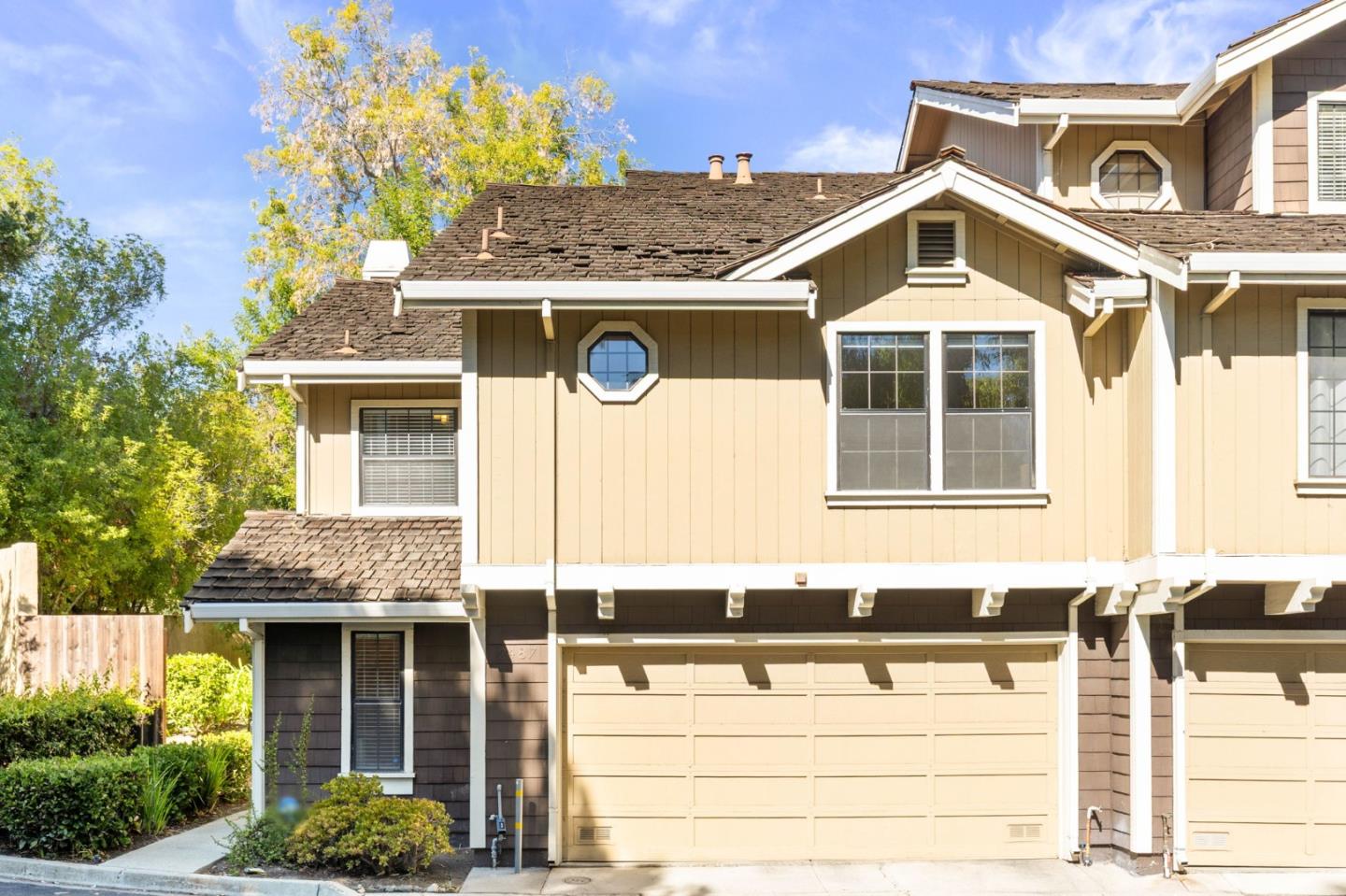 2487 Rebecca Lynn Way