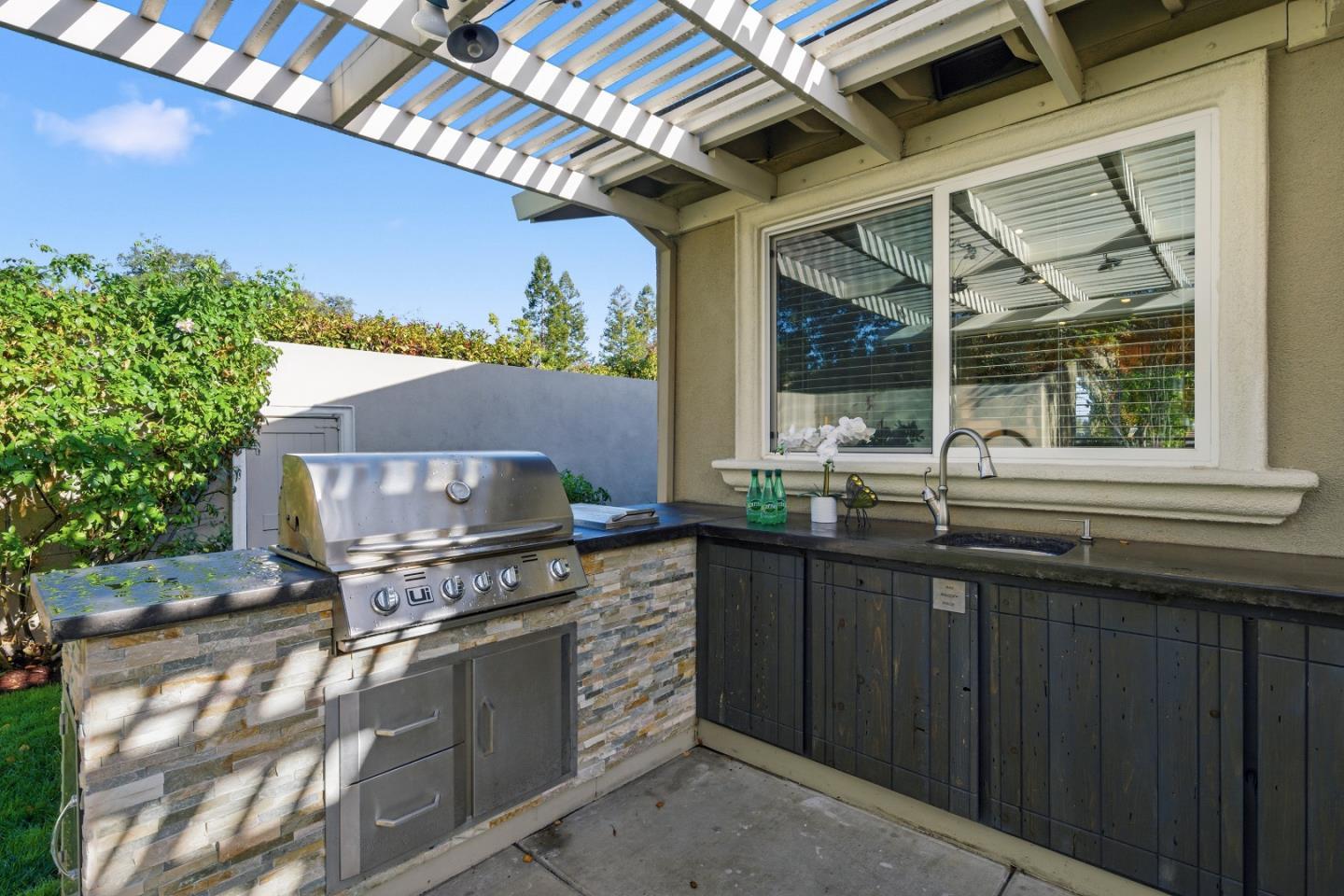 6509 Idlewild Court