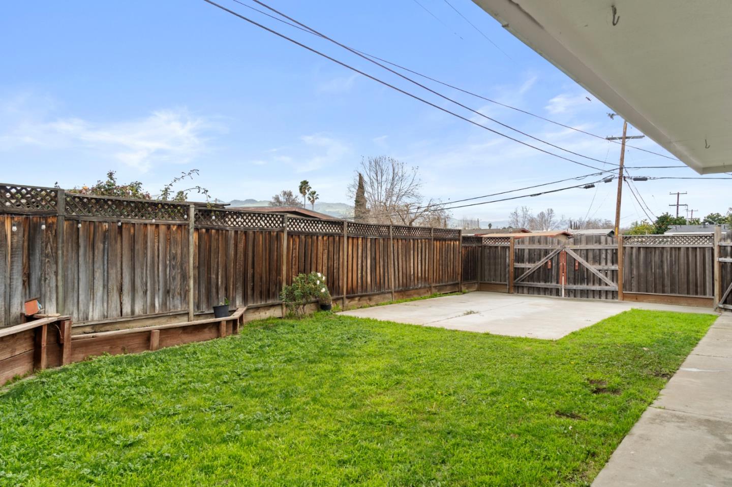 13861 Highwood Drive