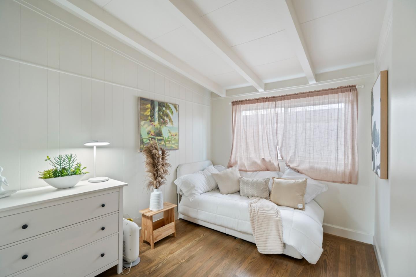 13861 Highwood Drive