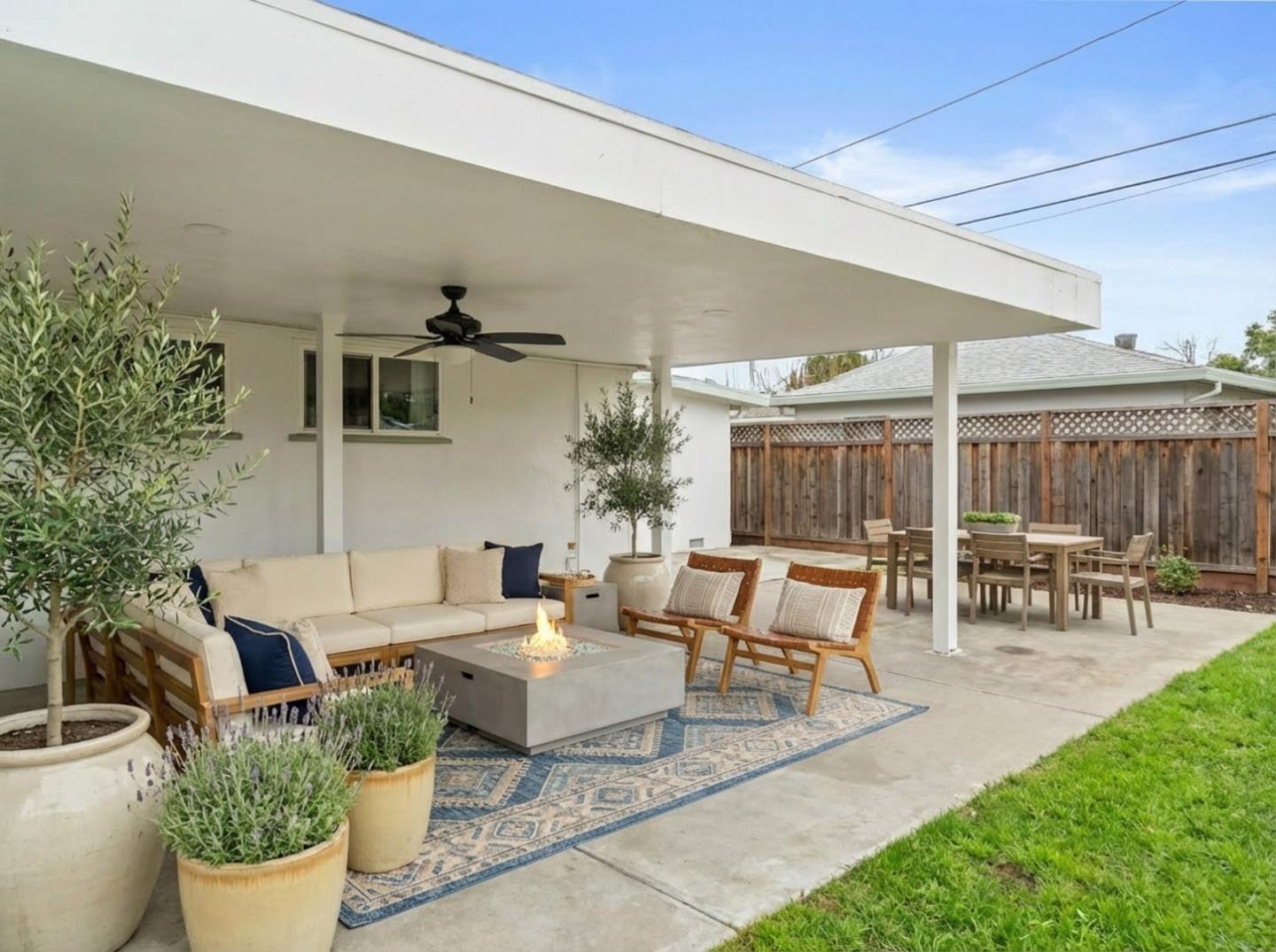 13861 Highwood Drive