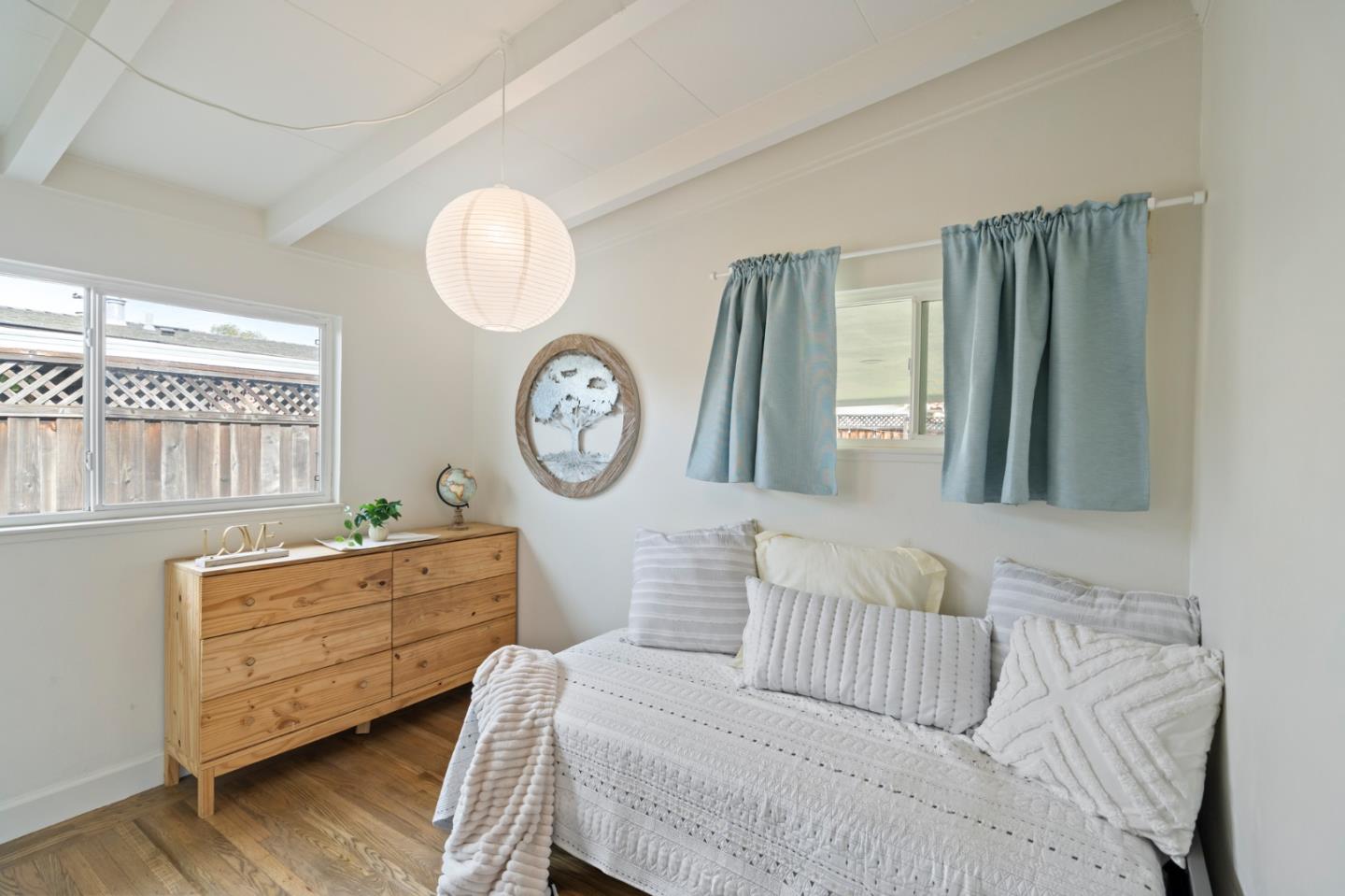 13861 Highwood Drive