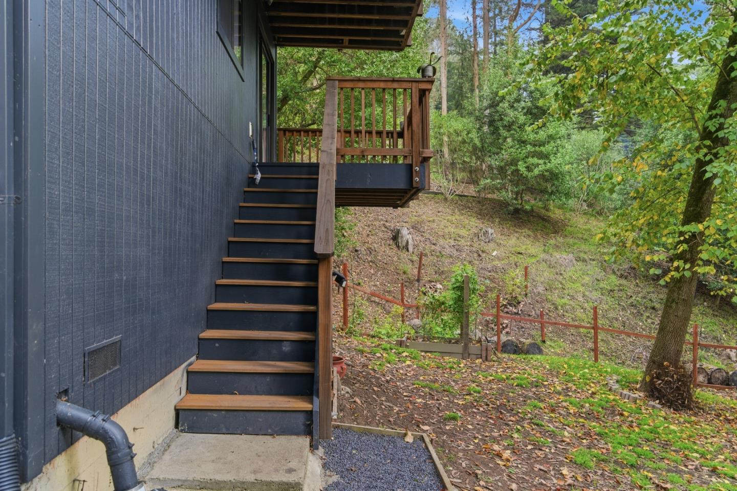 2343 Arrowhead Drive