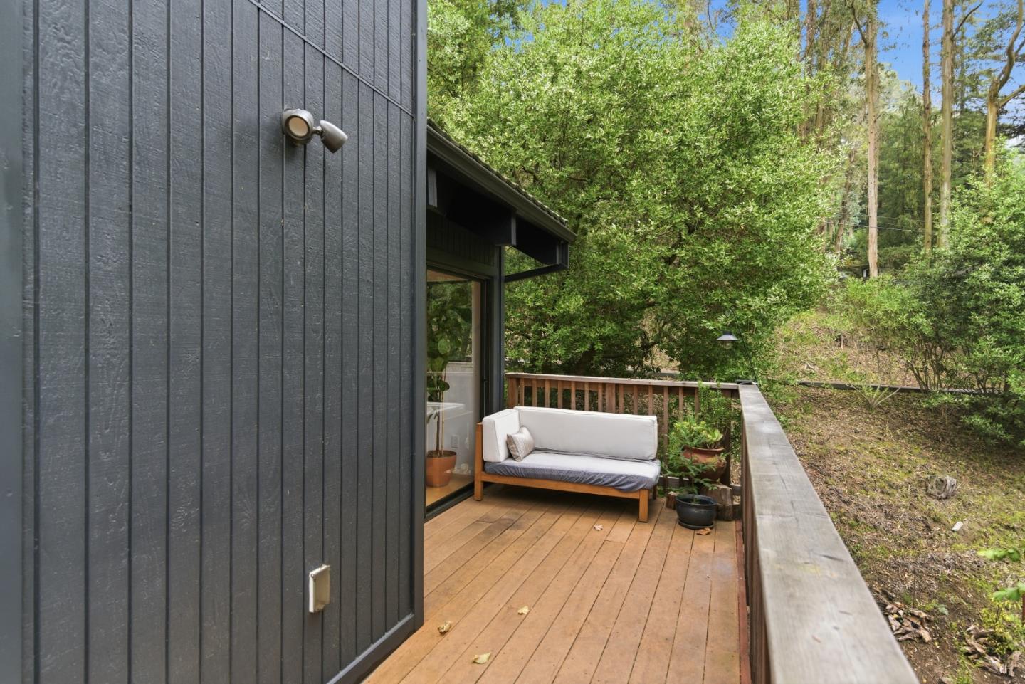 2343 Arrowhead Drive