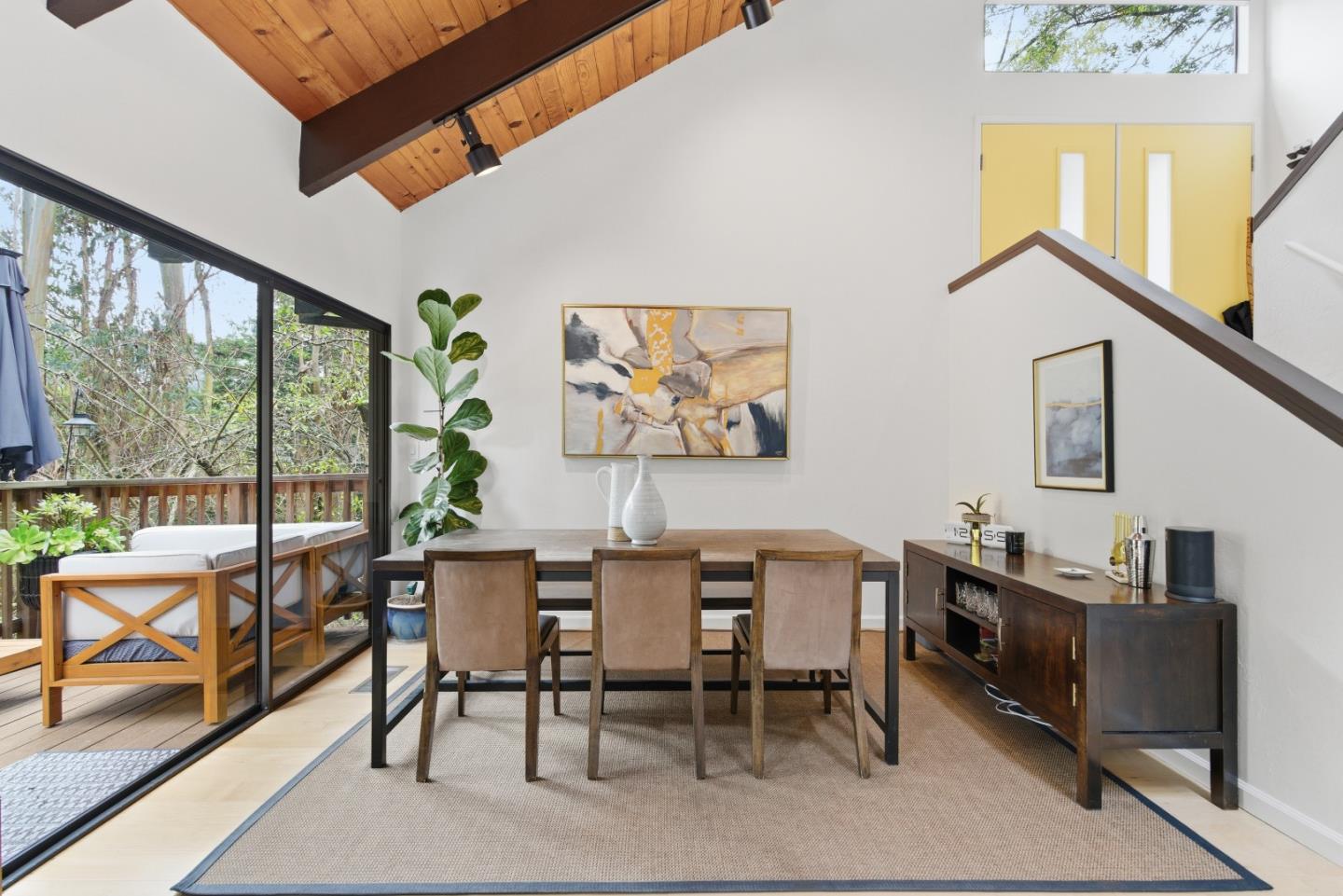 2343 Arrowhead Drive