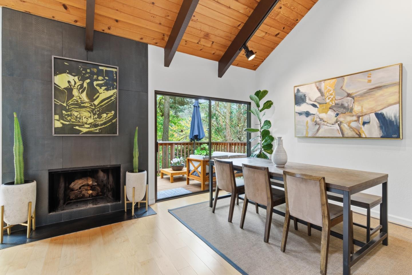 2343 Arrowhead Drive