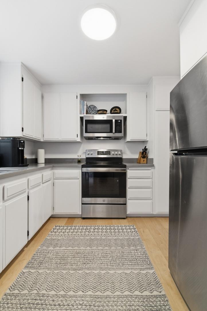 2343 Arrowhead Drive