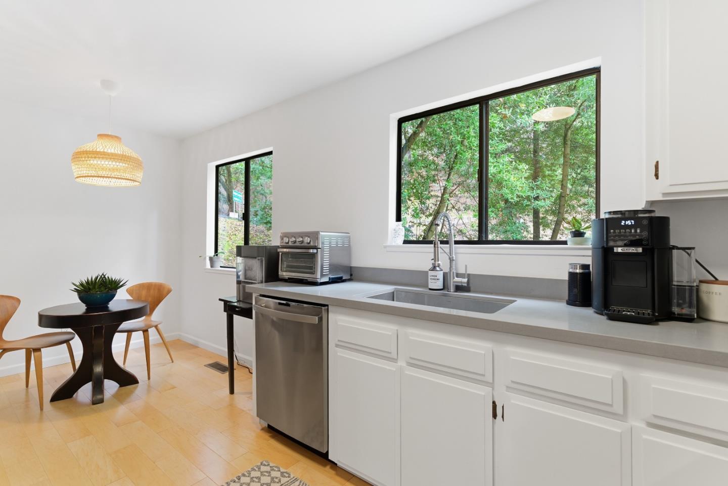 2343 Arrowhead Drive