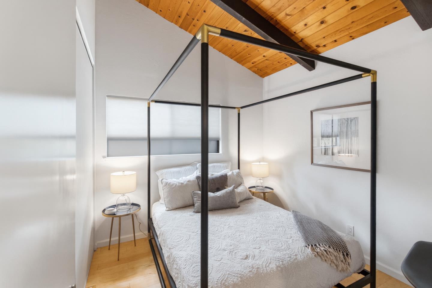 2343 Arrowhead Drive