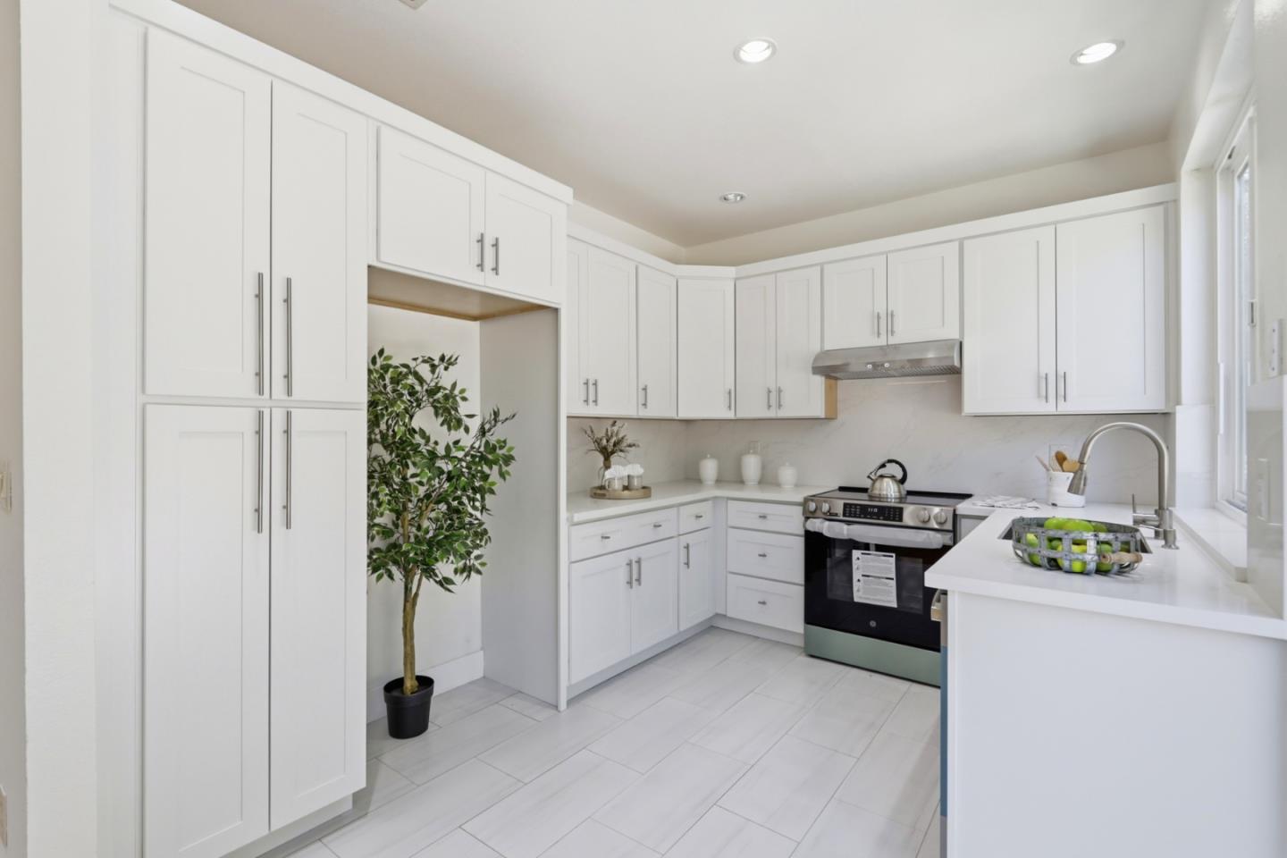 1555 Mission Springs Circle