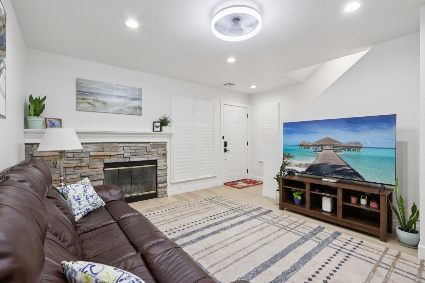 5214 Jacana Lane