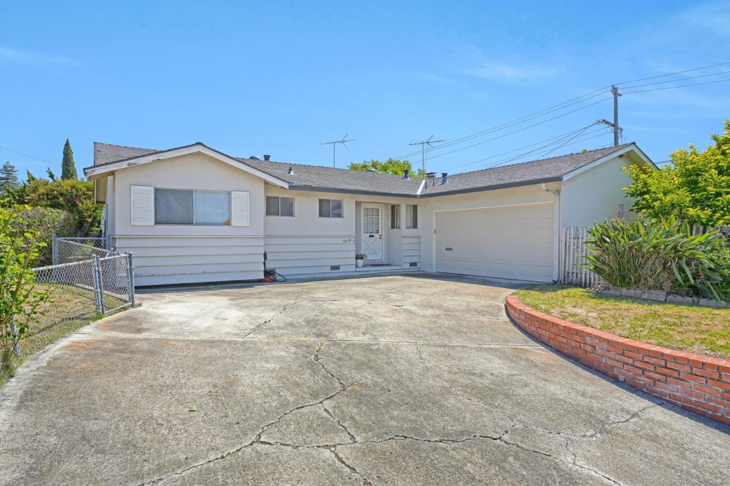 3404 Buckner Drive