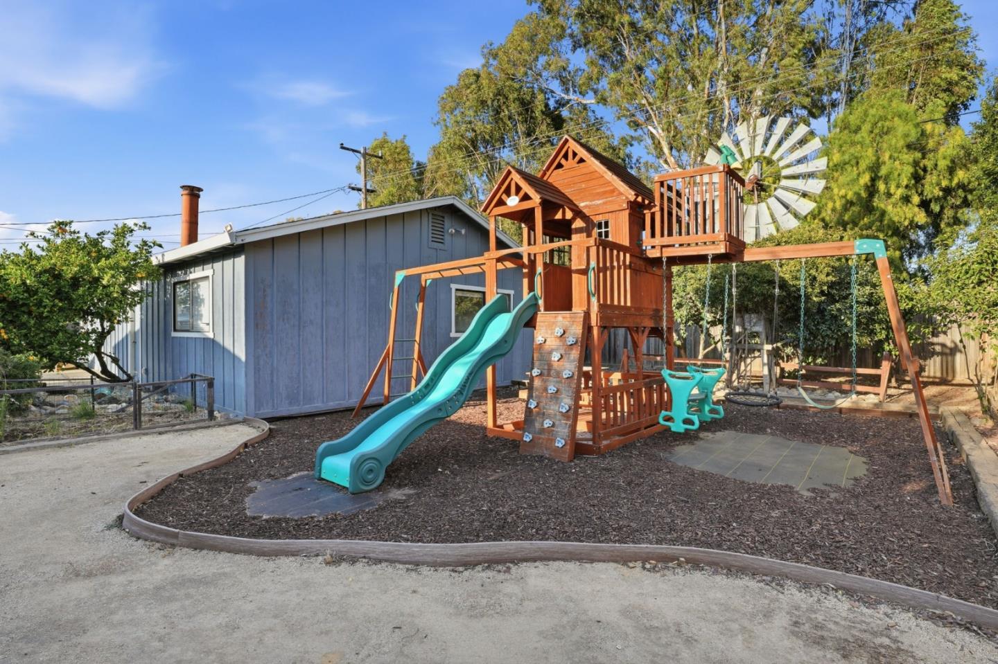 1301 Highland Drive