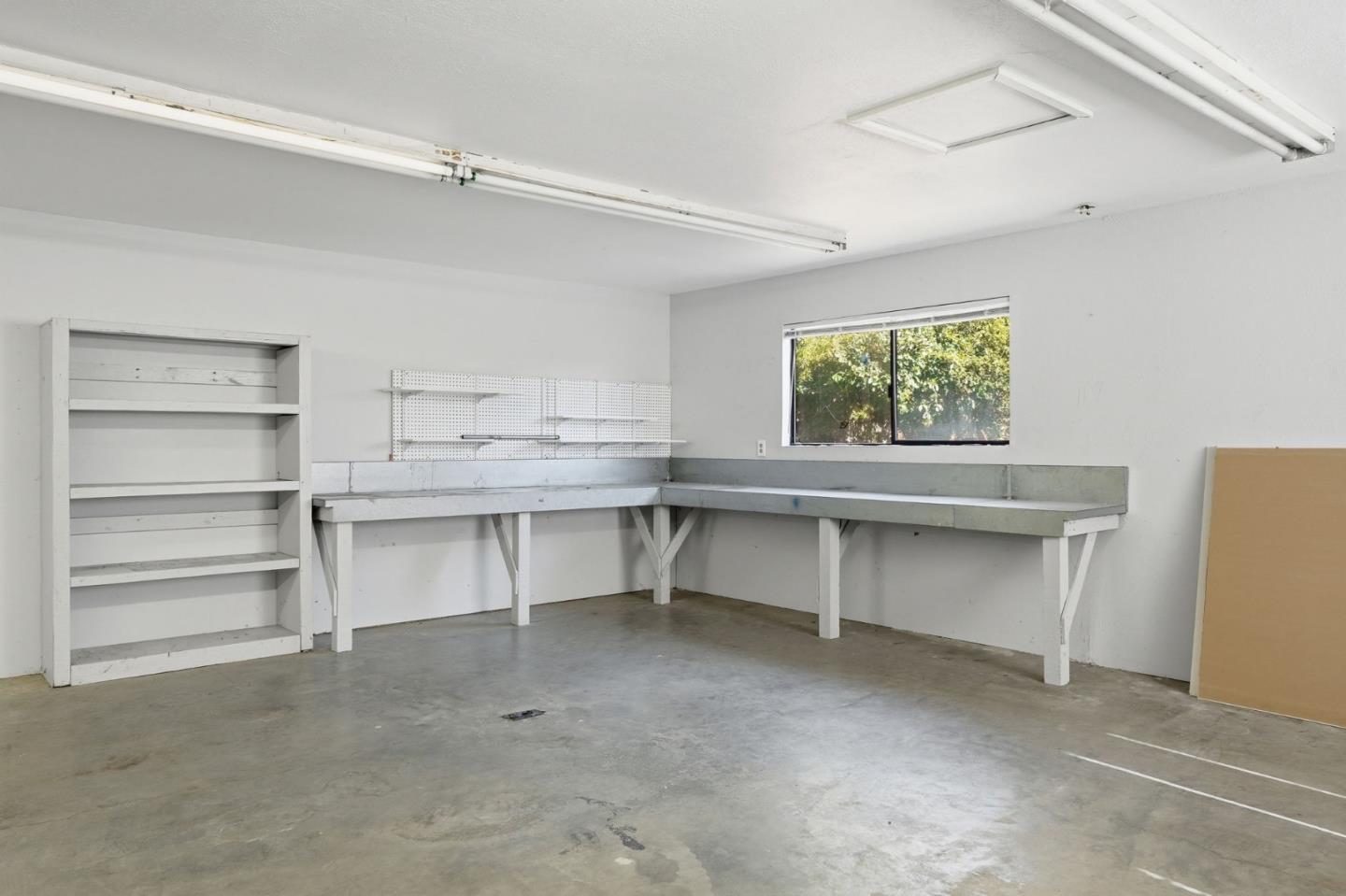 1301 Highland Drive