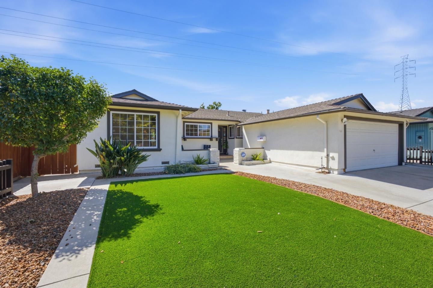 1052 Summerfield DR