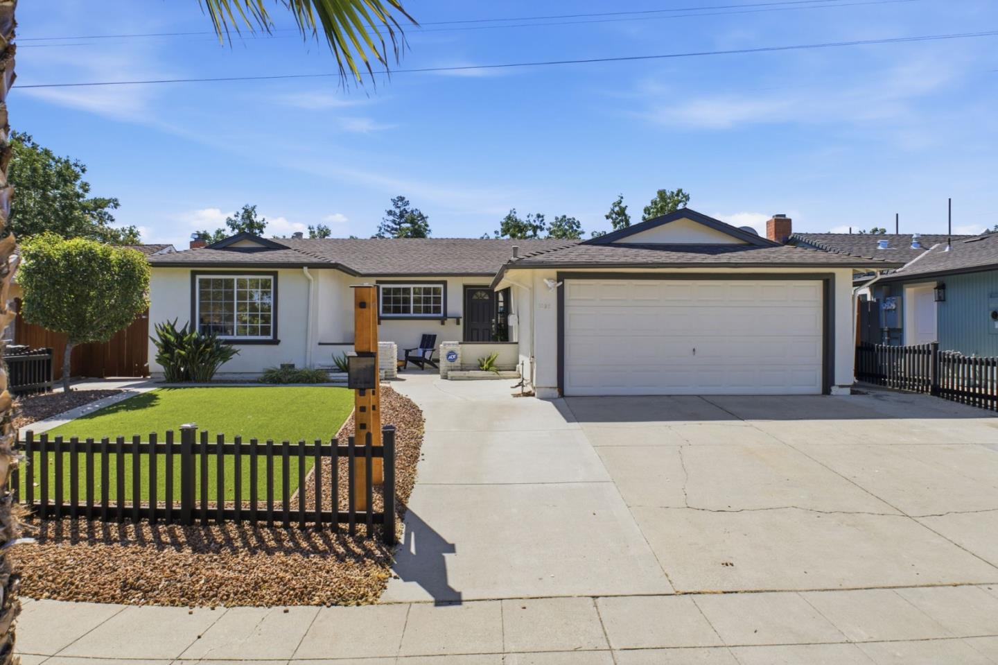 1052 Summerfield DR