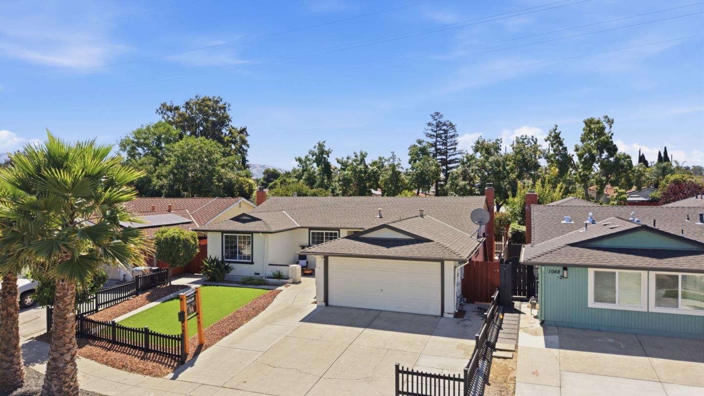 1052 Summerfield DR