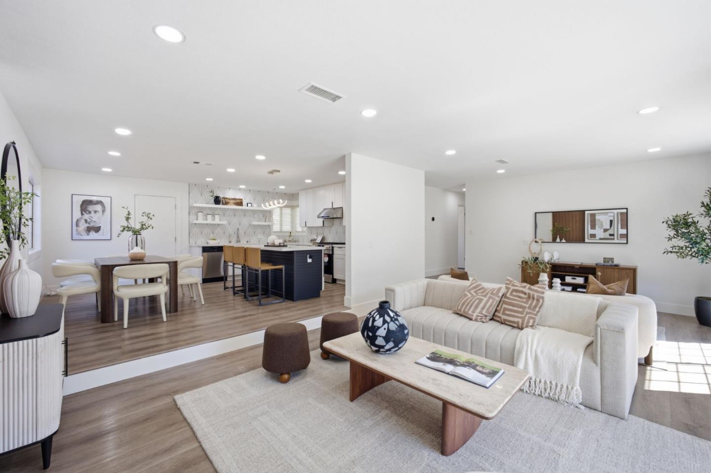 1052 Summerfield DR