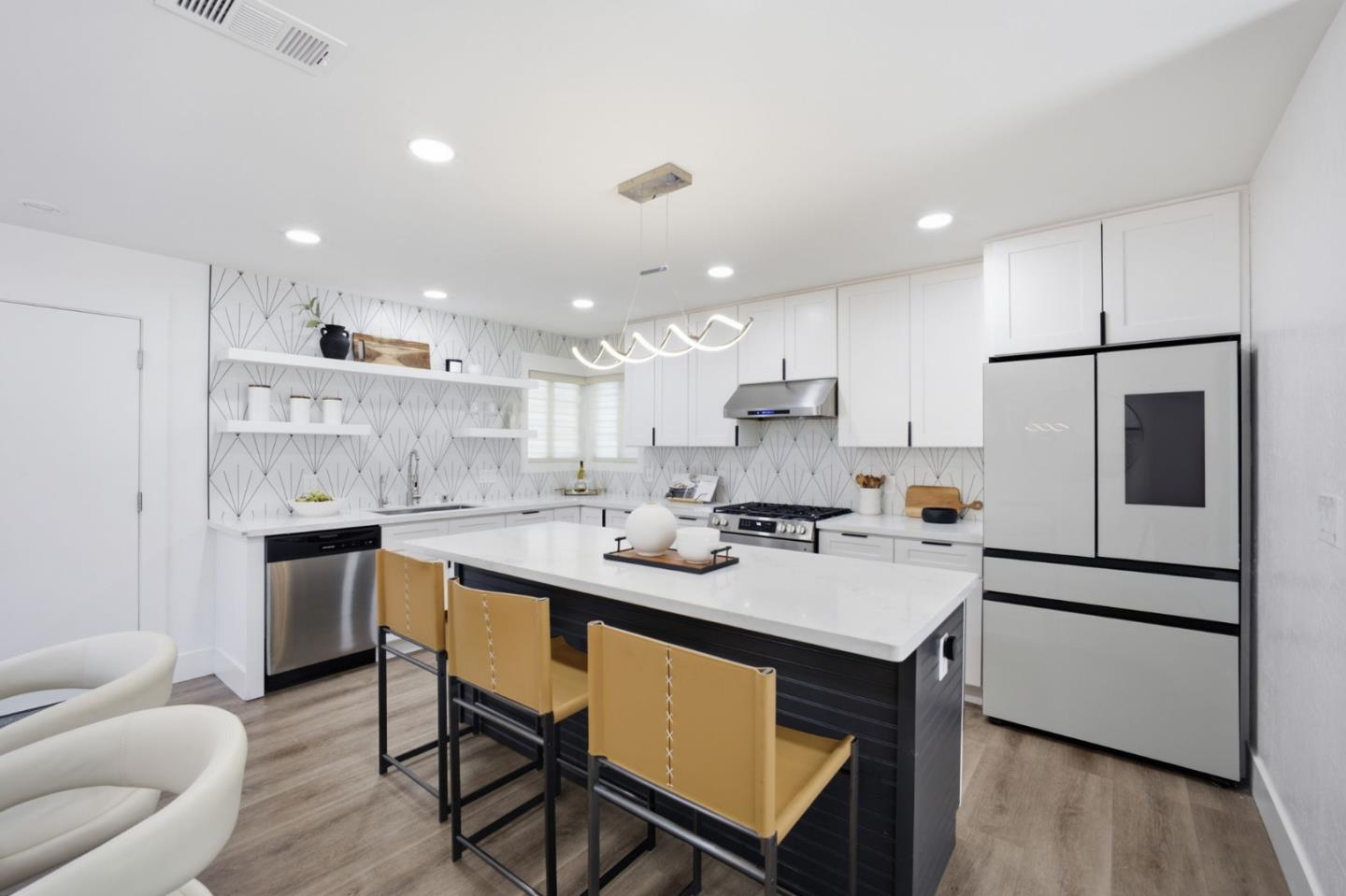 1052 Summerfield DR