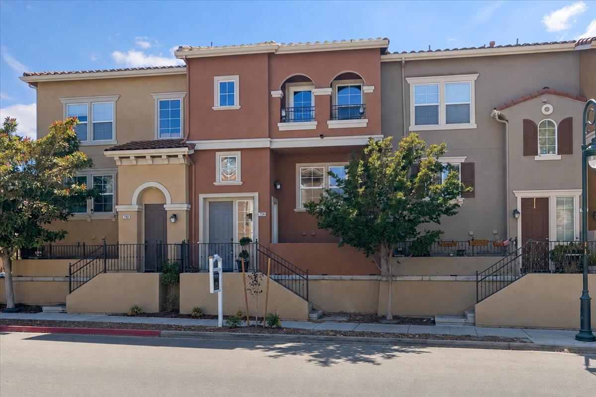 790 Adeline AVE