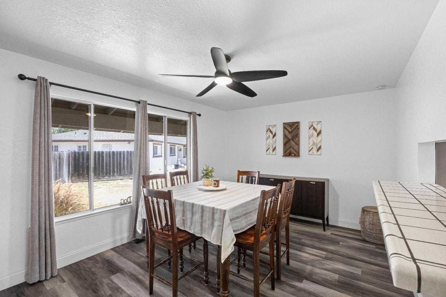 930 Apple CT