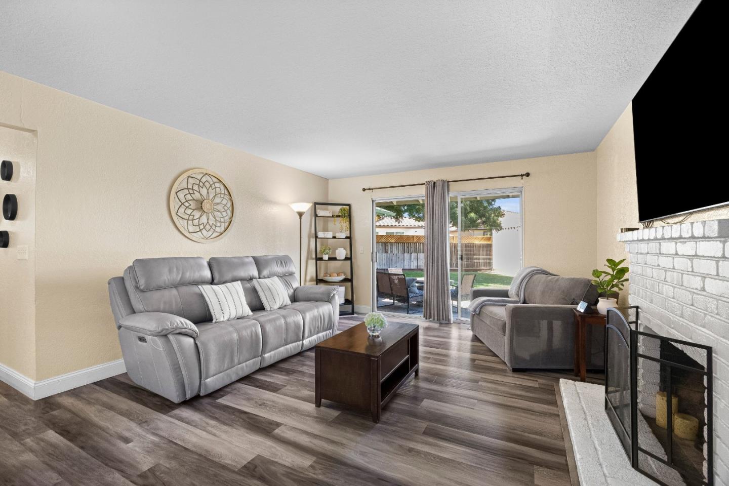 930 Apple CT