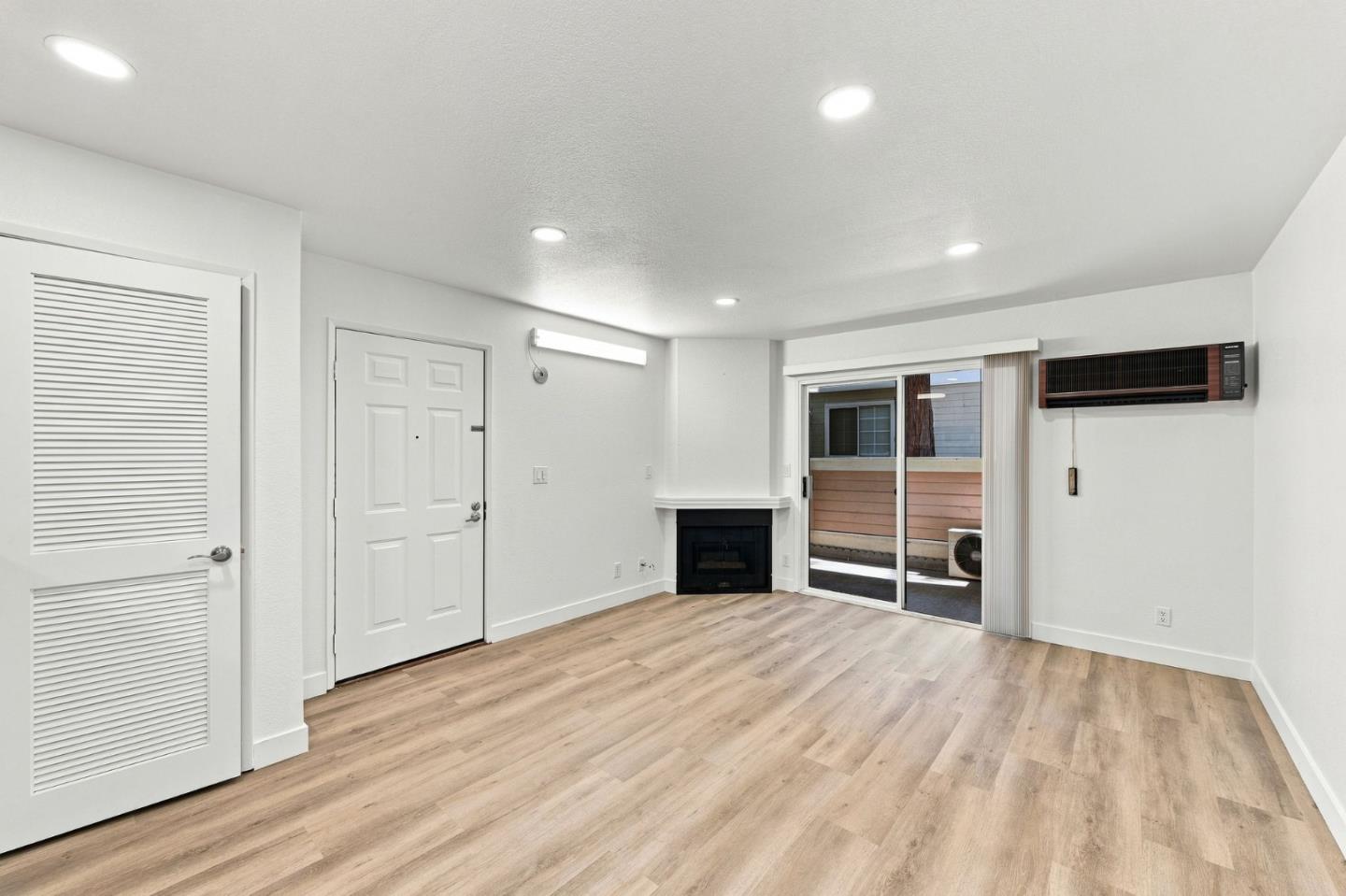 2695 Somerset Park CIR