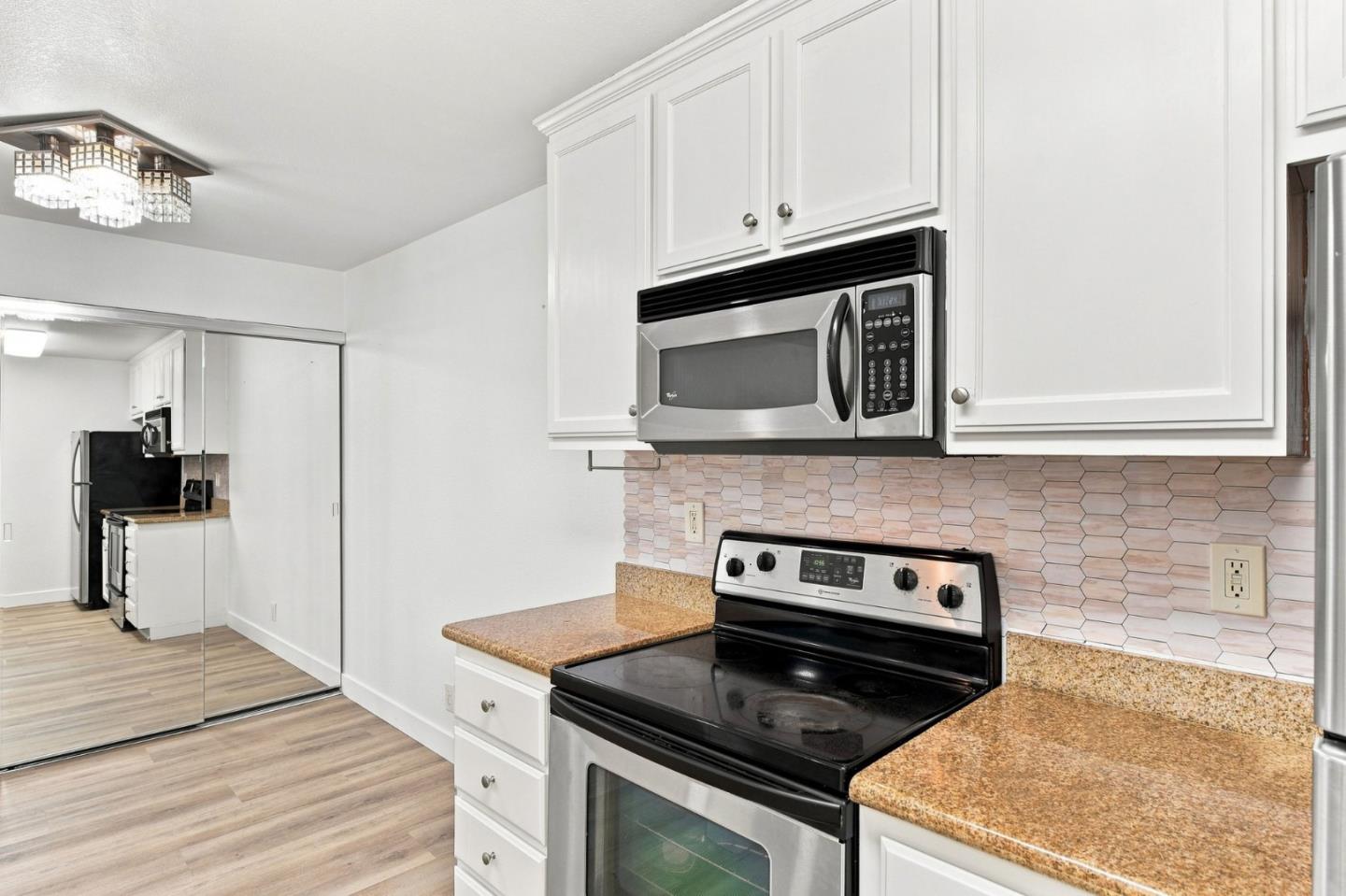2695 Somerset Park CIR