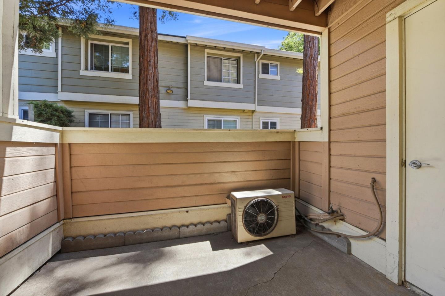 2695 Somerset Park CIR