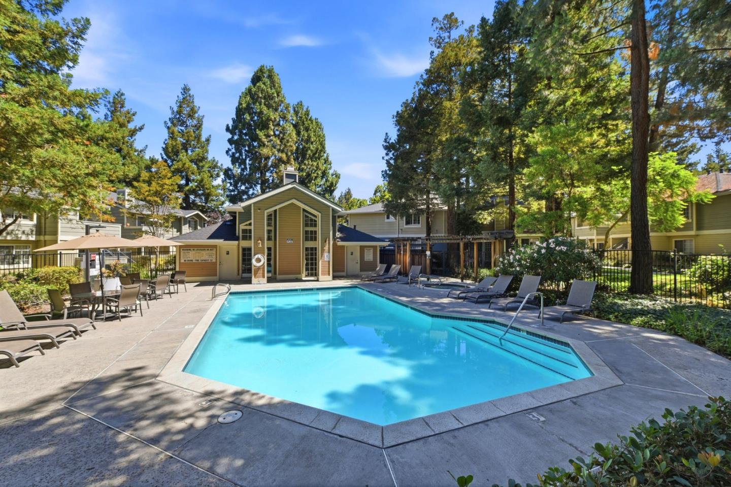 2695 Somerset Park CIR