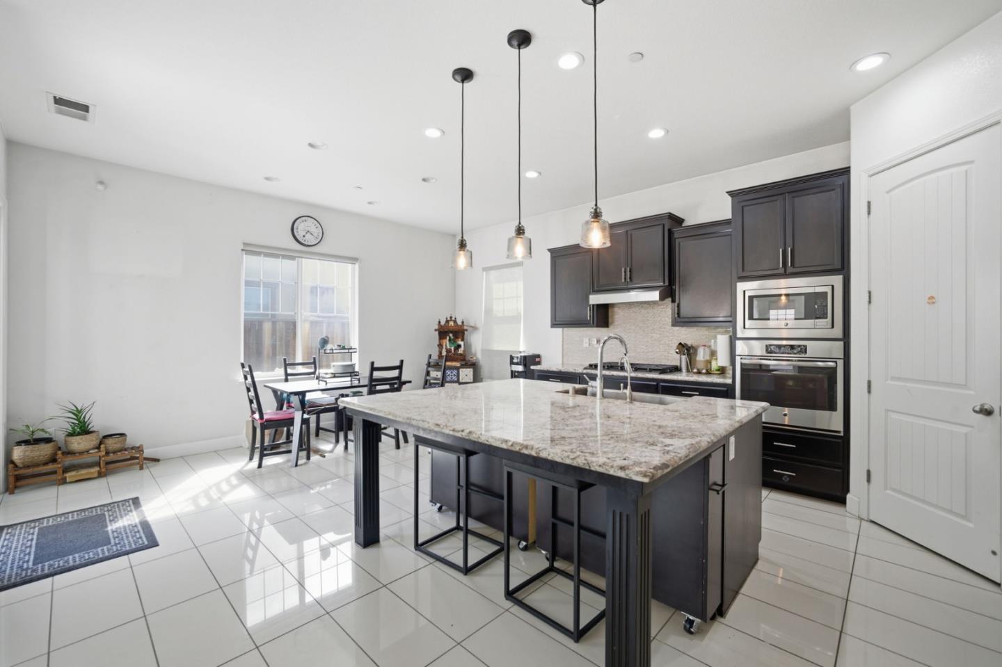 9 Chysis RD