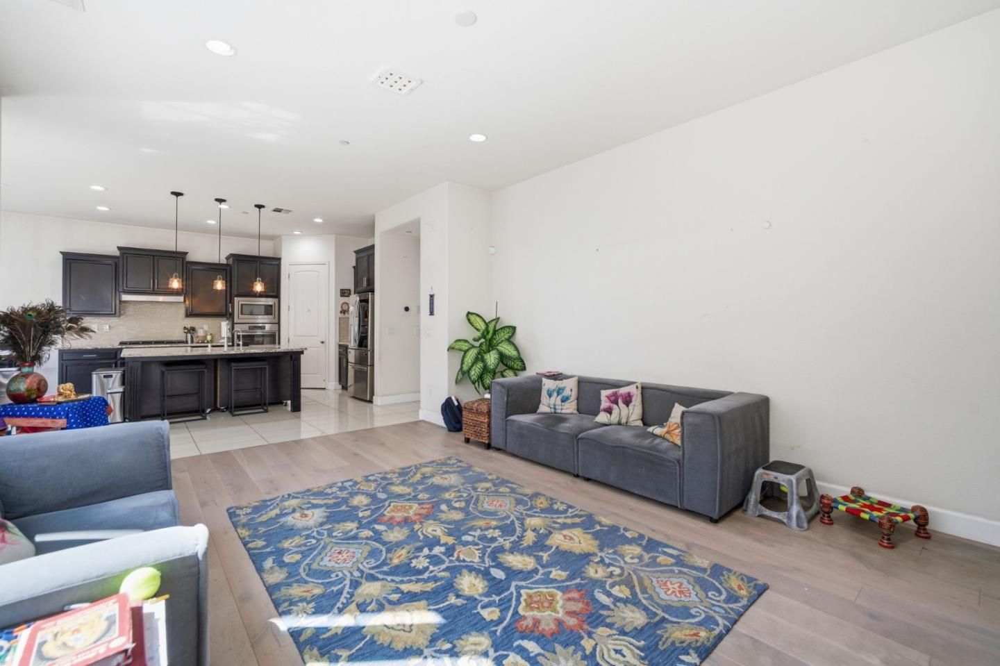 9 Chysis RD