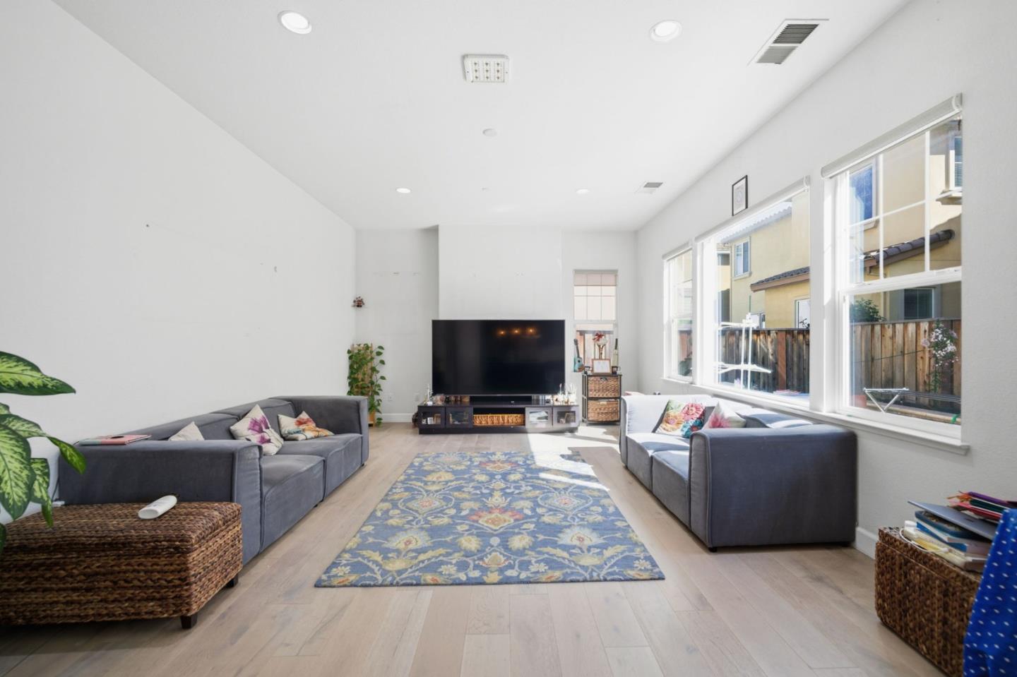 9 Chysis RD