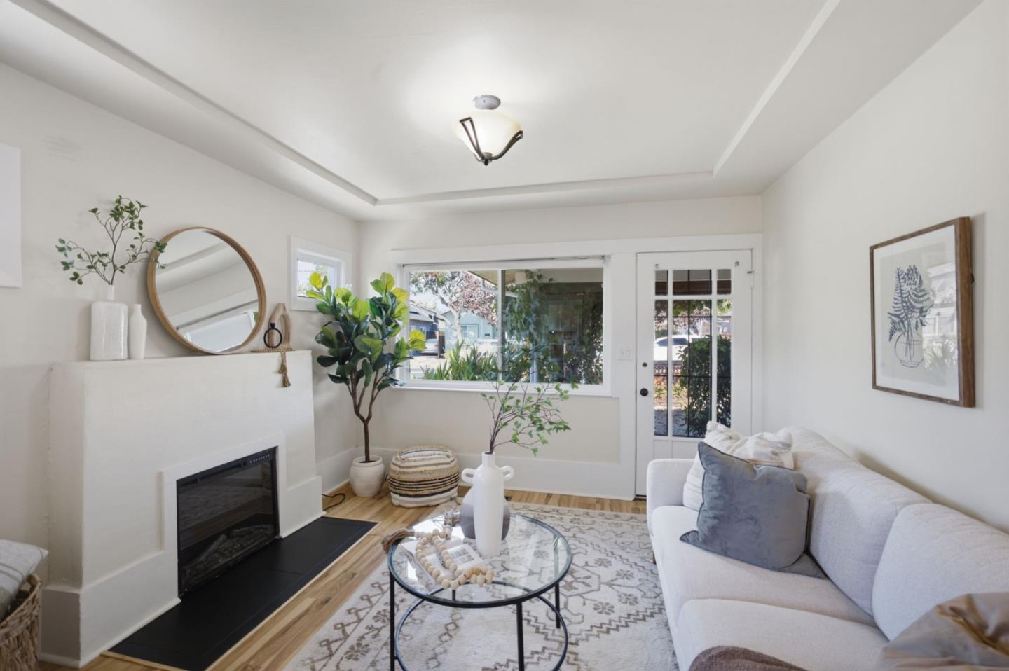 151 N 24th