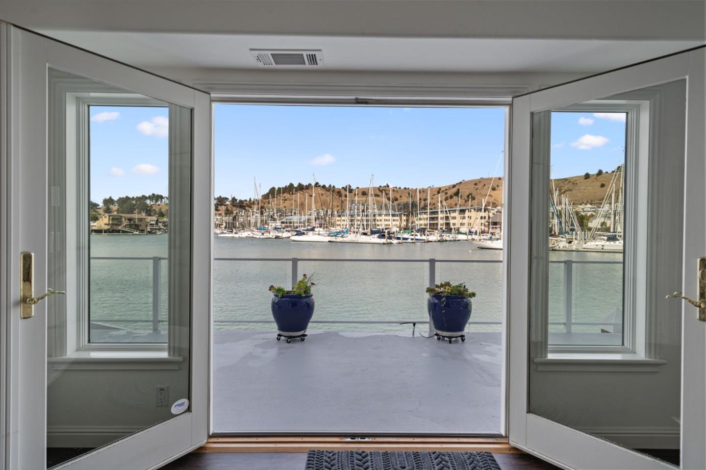 1425 Sandpiper Spit