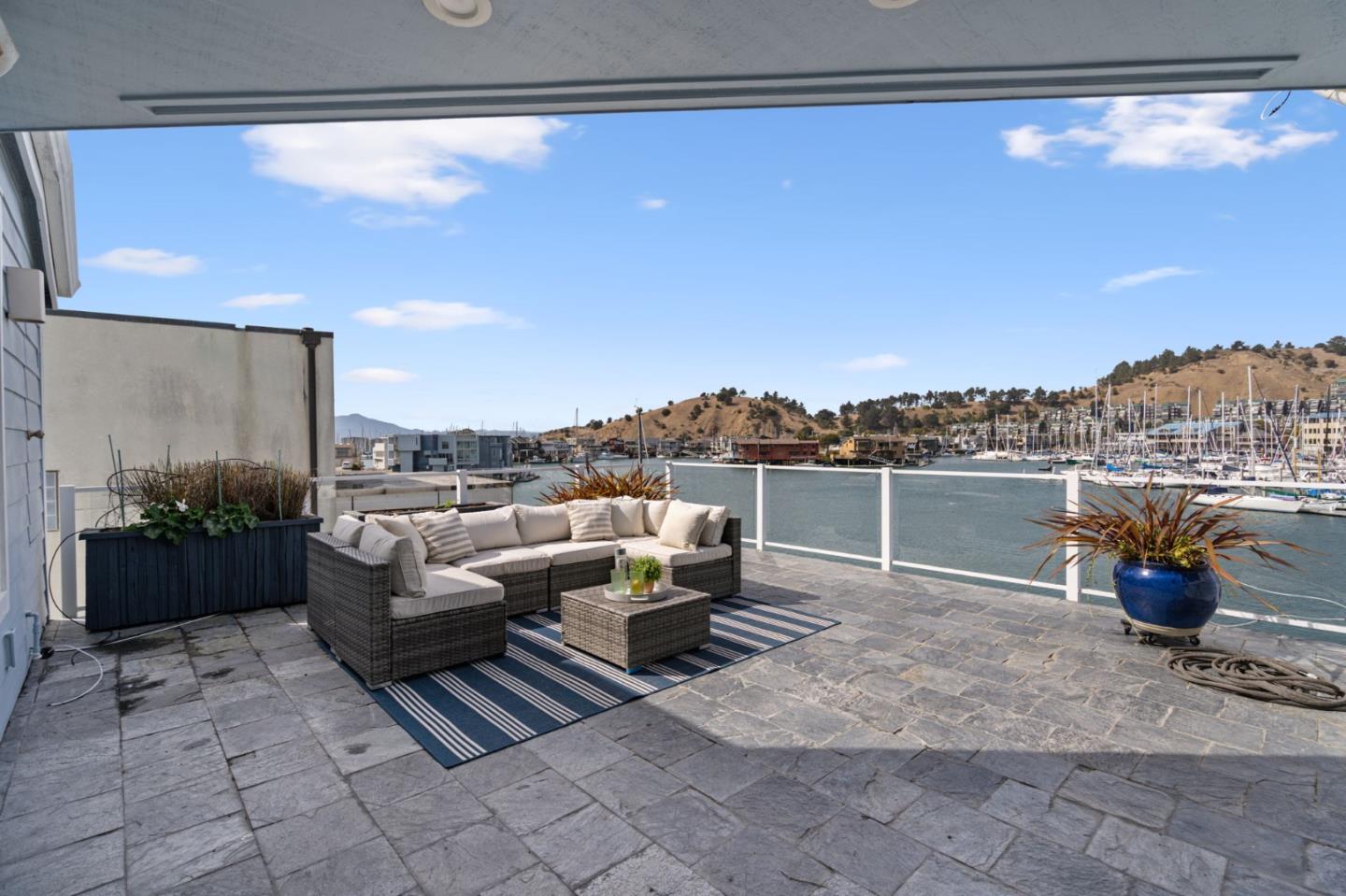 1425 Sandpiper Spit