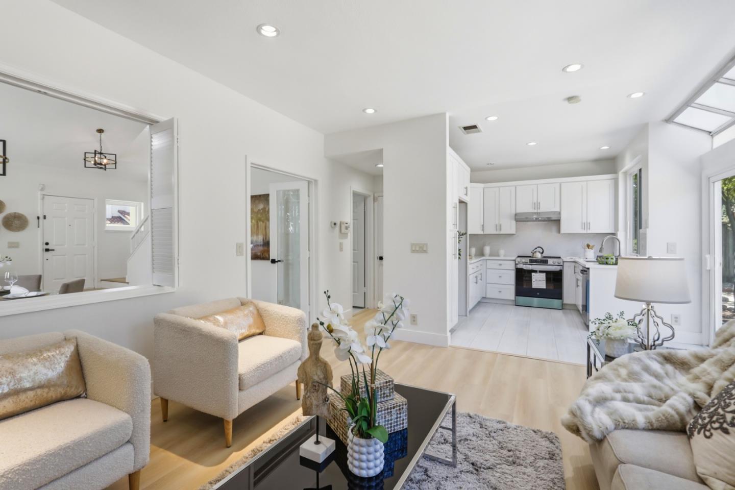 1555 Mission Springs CIR