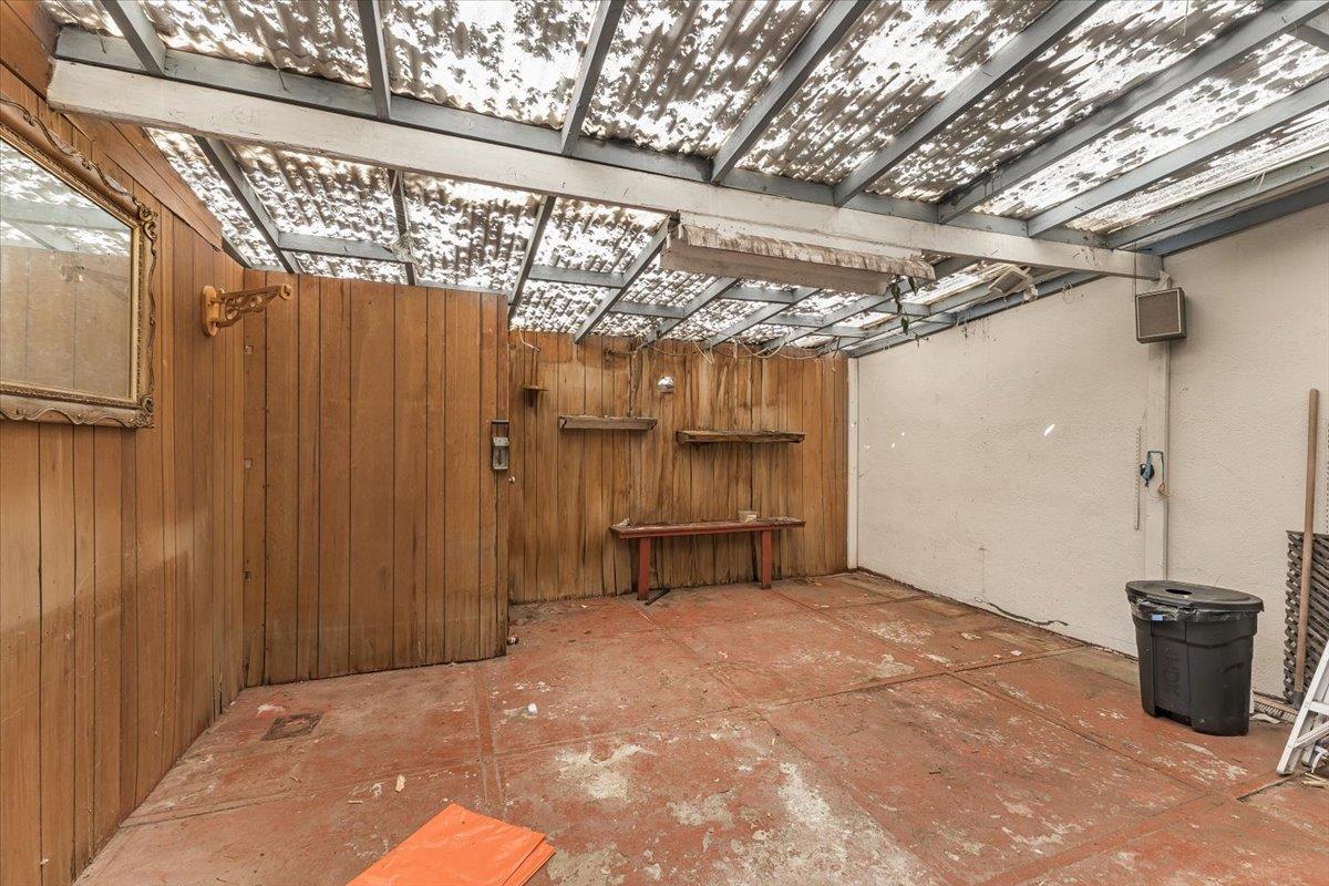 2846 Ransford AVE