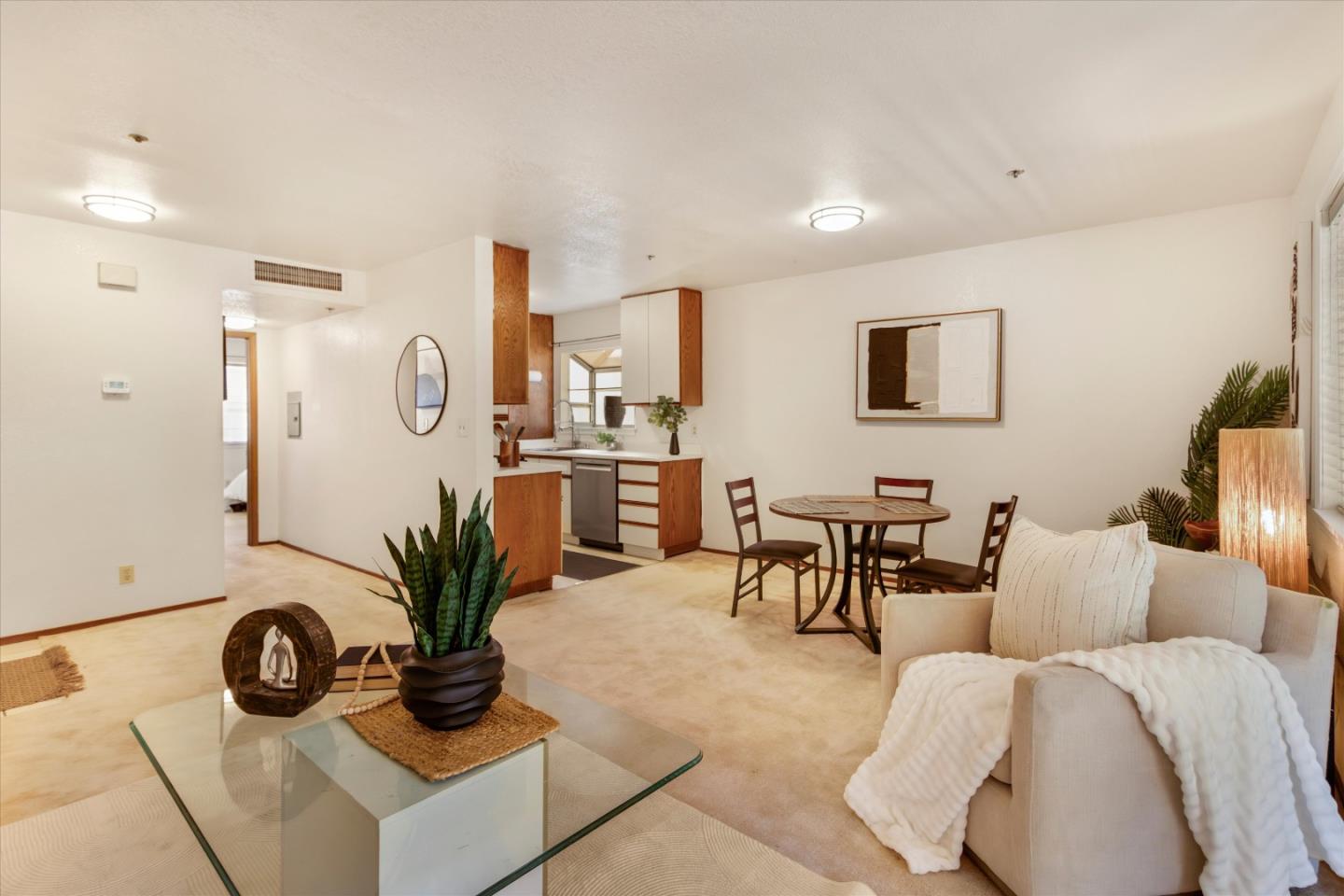 1009 San Antonio CIR 220
