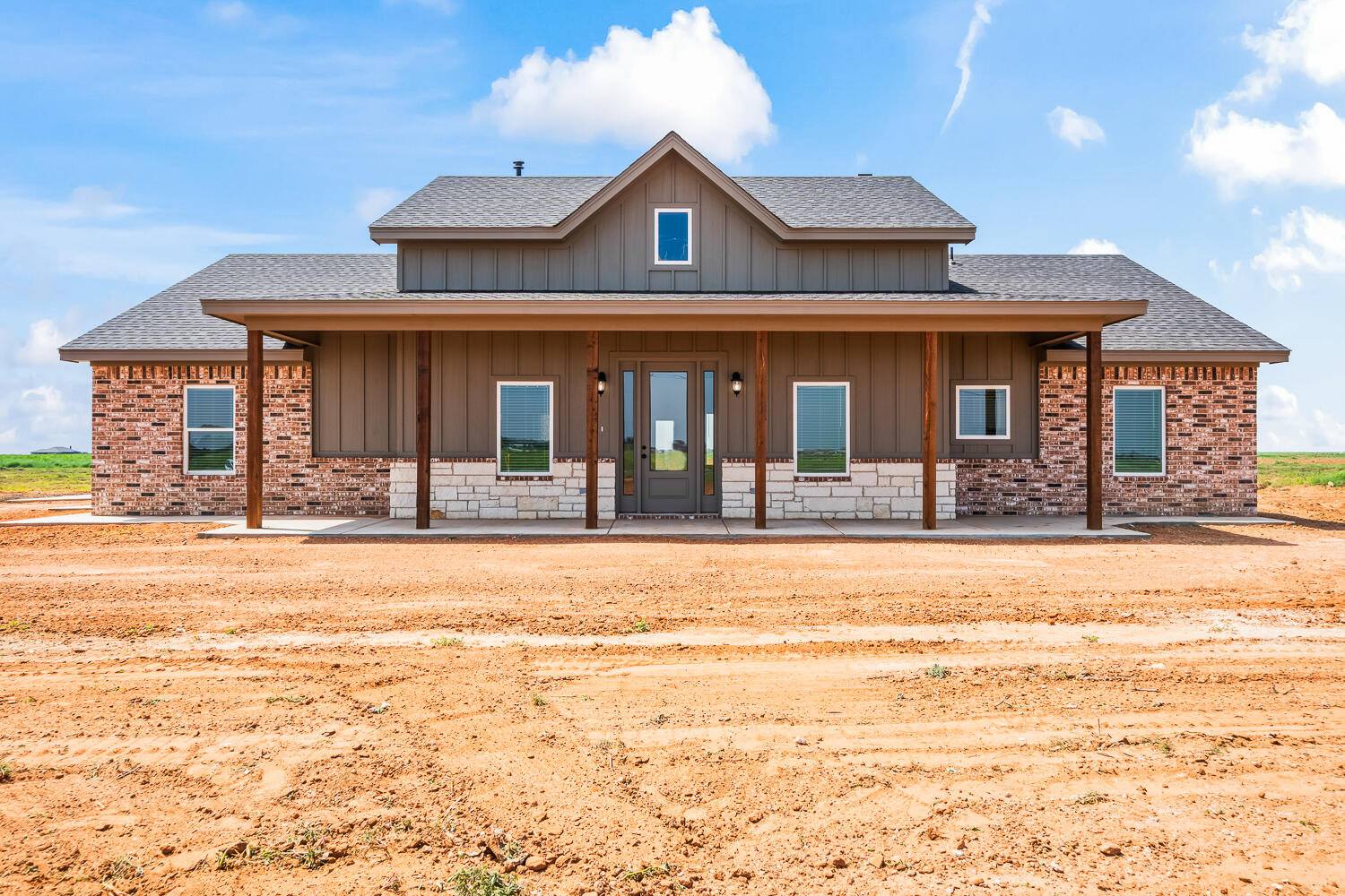 7827 County Rd 6100