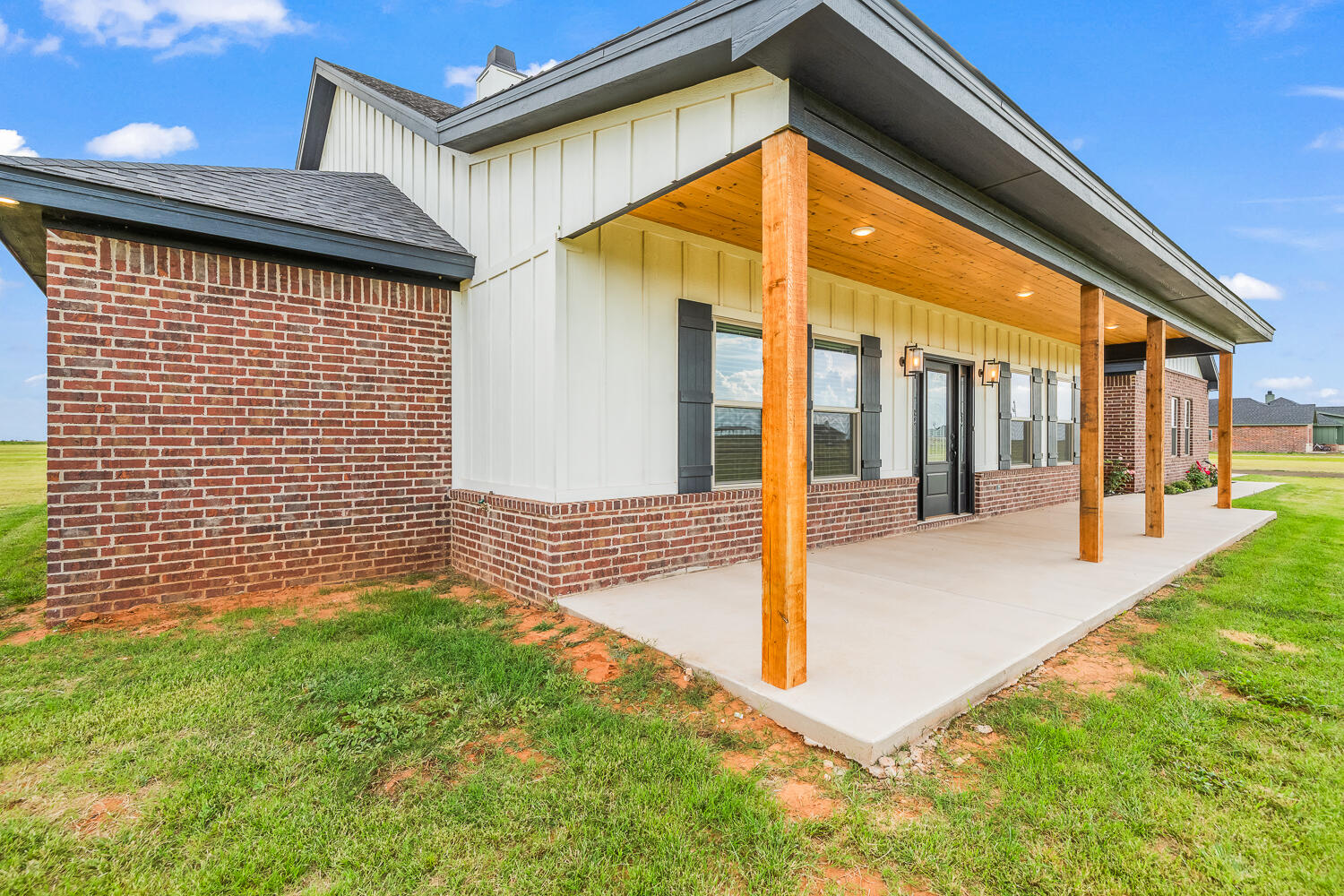 9405 County Rd 5330