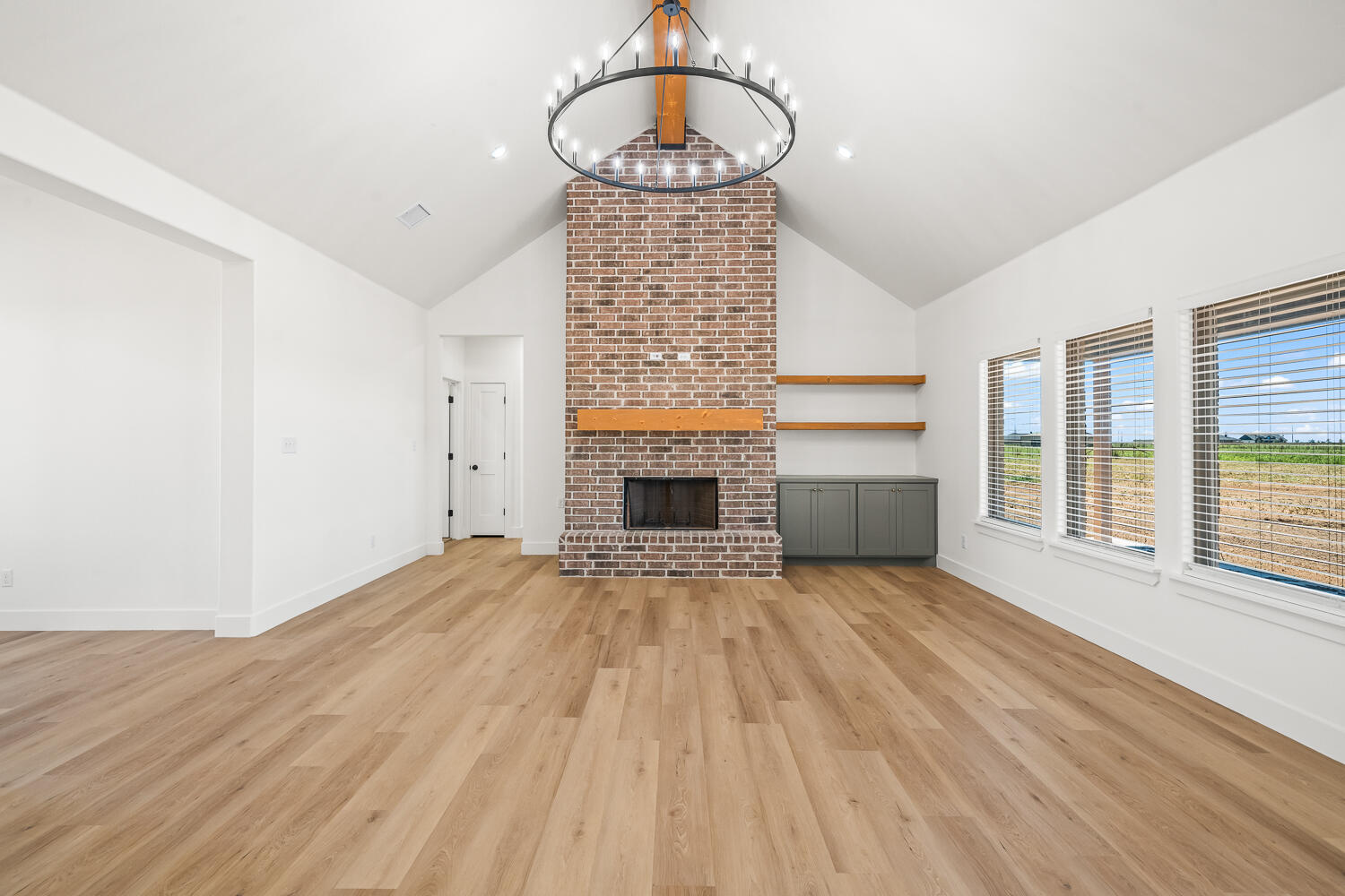 10609 N Farm To Market Rd 1729